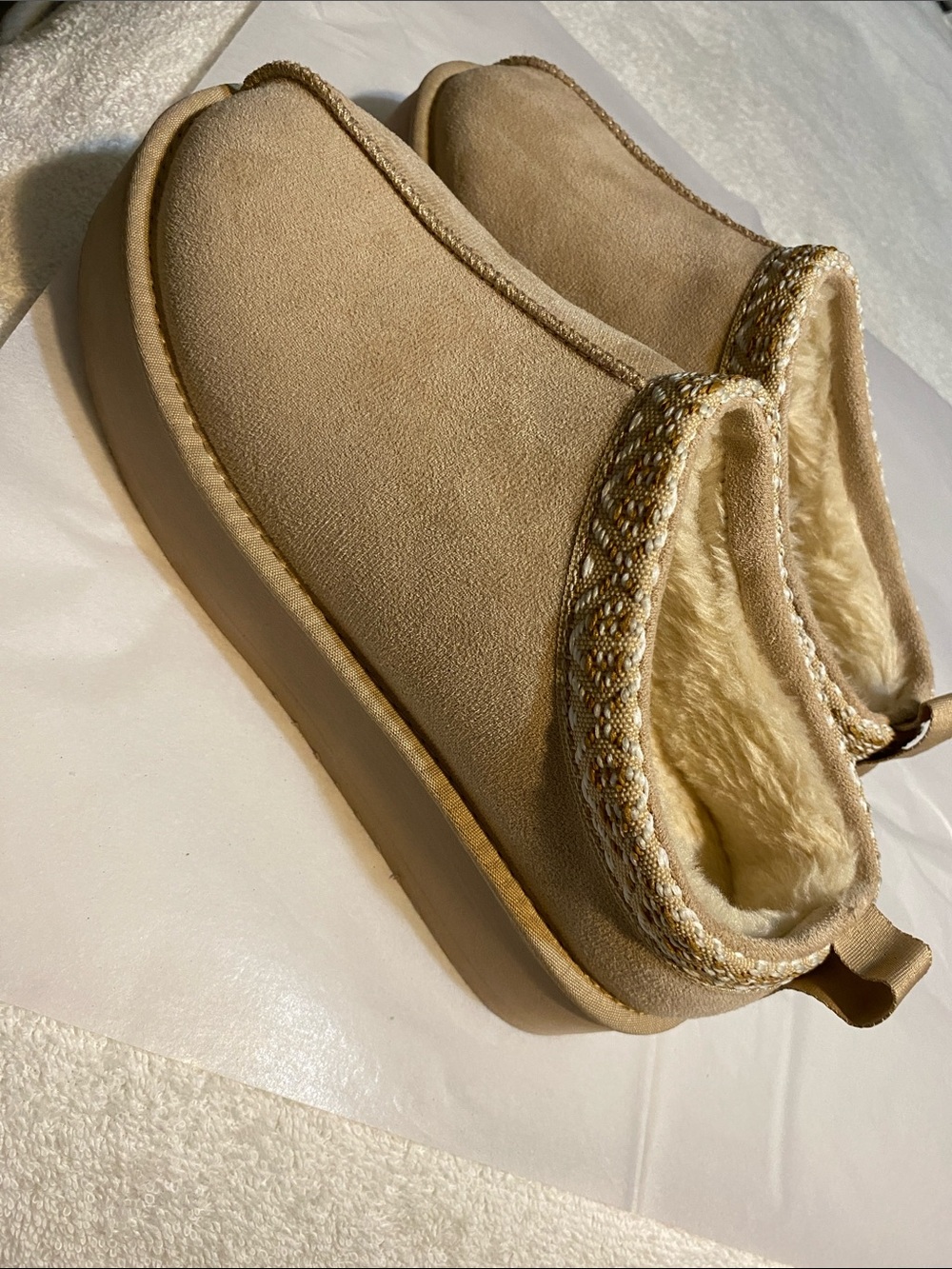 Soda Wedge Slippers Beige